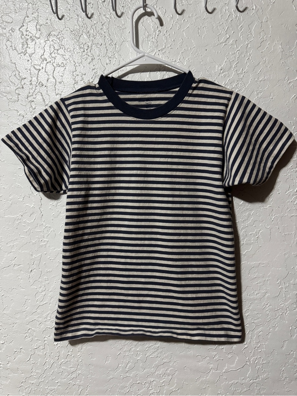 Brandy Melville Blue & Cream Stripe Tee
One size